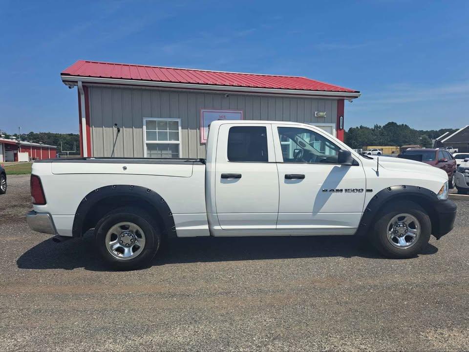 RAM 1500 ST Quad Cab 2WD 2012