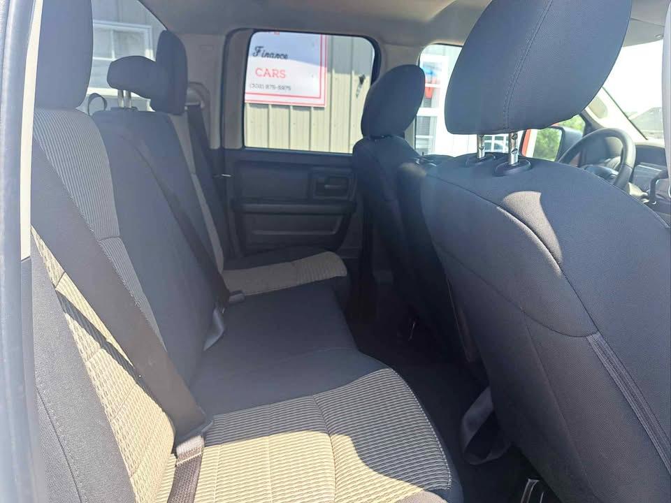 RAM 1500 ST Quad Cab 2WD 2012