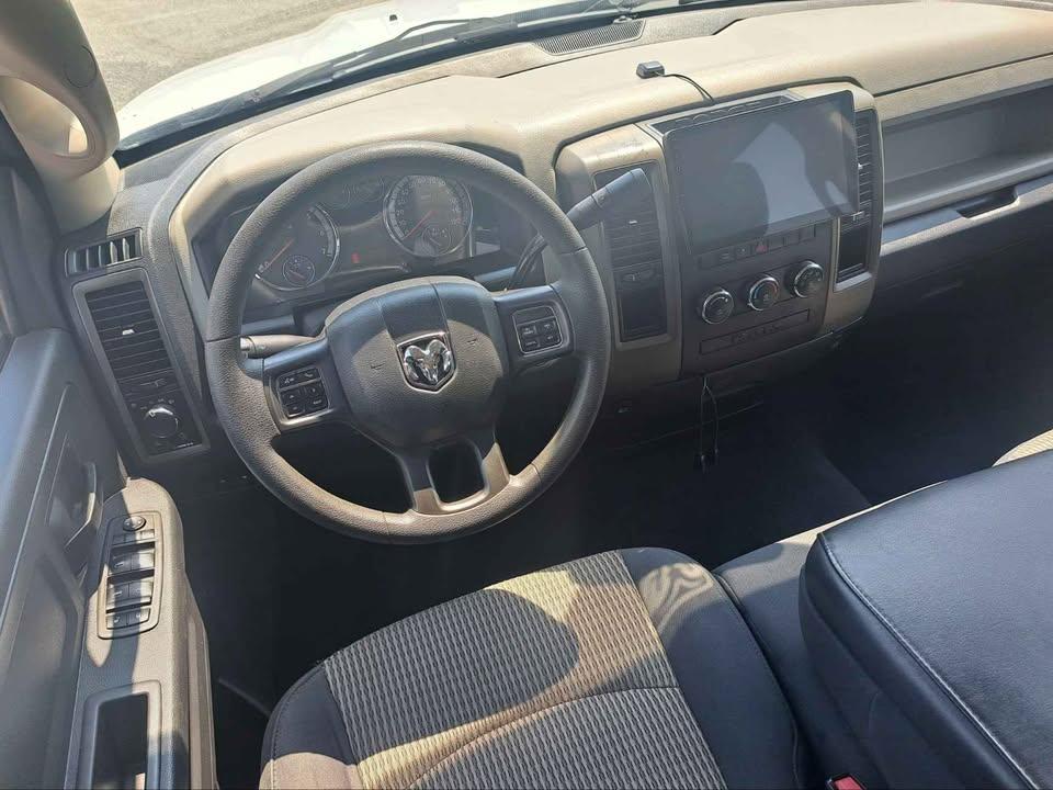 RAM 1500 ST Quad Cab 2WD 2012
