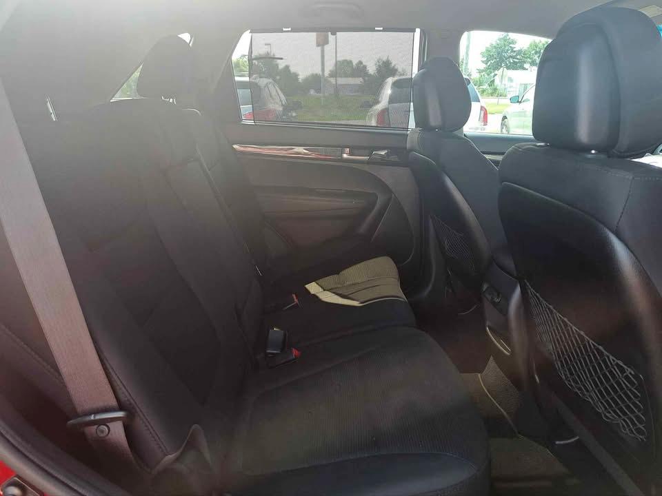 Kia Sorento LX 2WD 2014