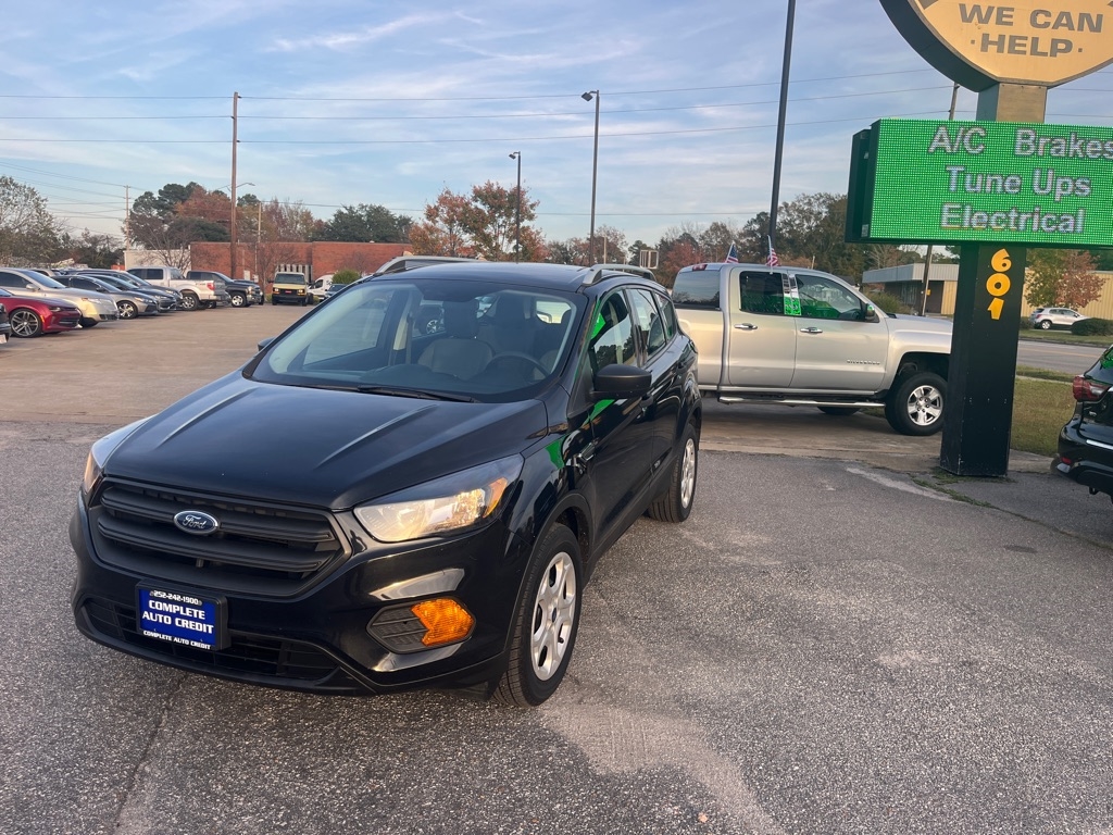 2019 Ford Escape S FWD