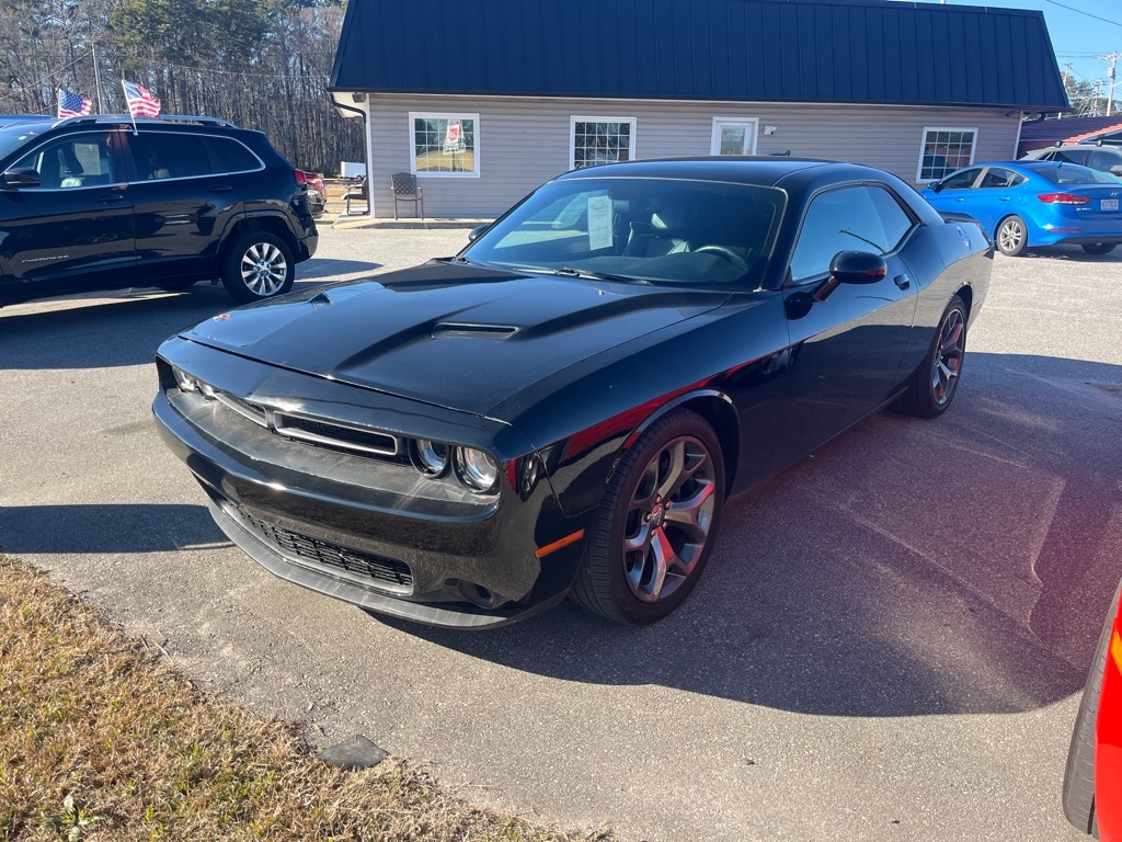 2016 Dodge Challenger 2dr Cpe SXT Plus