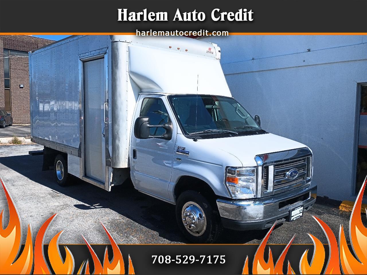 2018 Ford E-Series Cutaway Base