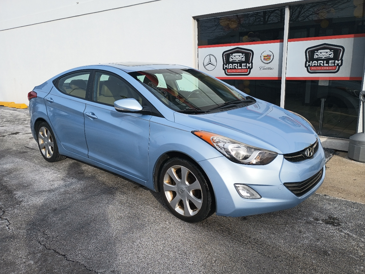 2012 Hyundai Elantra Limited's photo