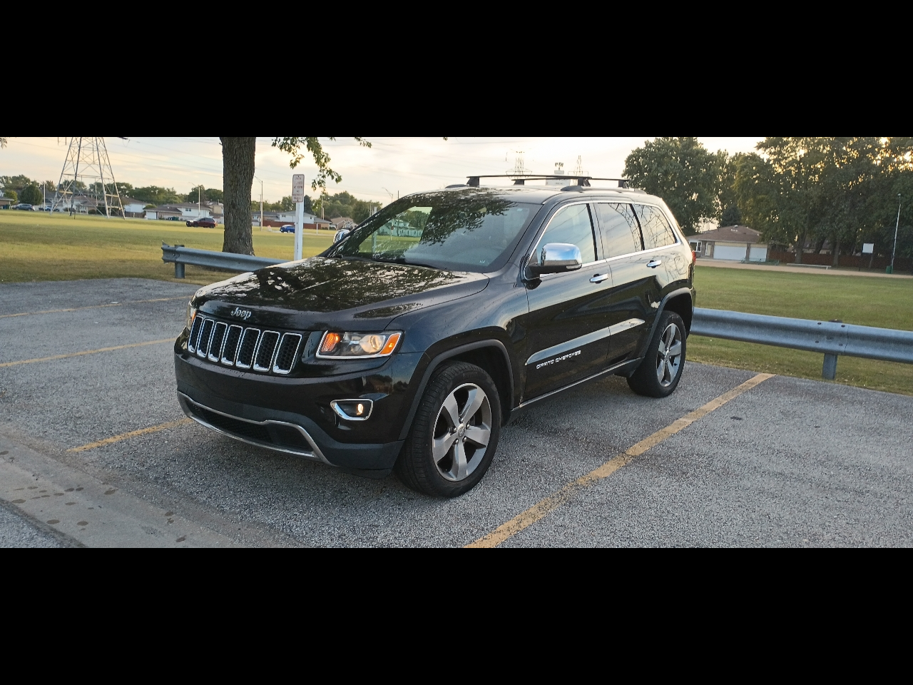 2015 Jeep Grand Cherokee Limited's photo