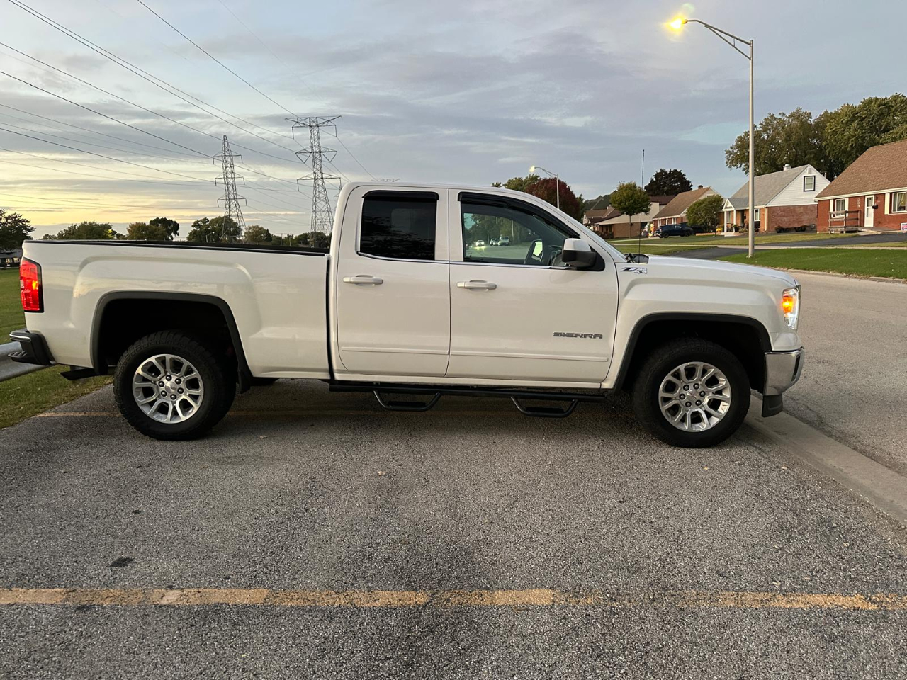 GMC Sierra 1500 SLE Double Cab 4WD 2015