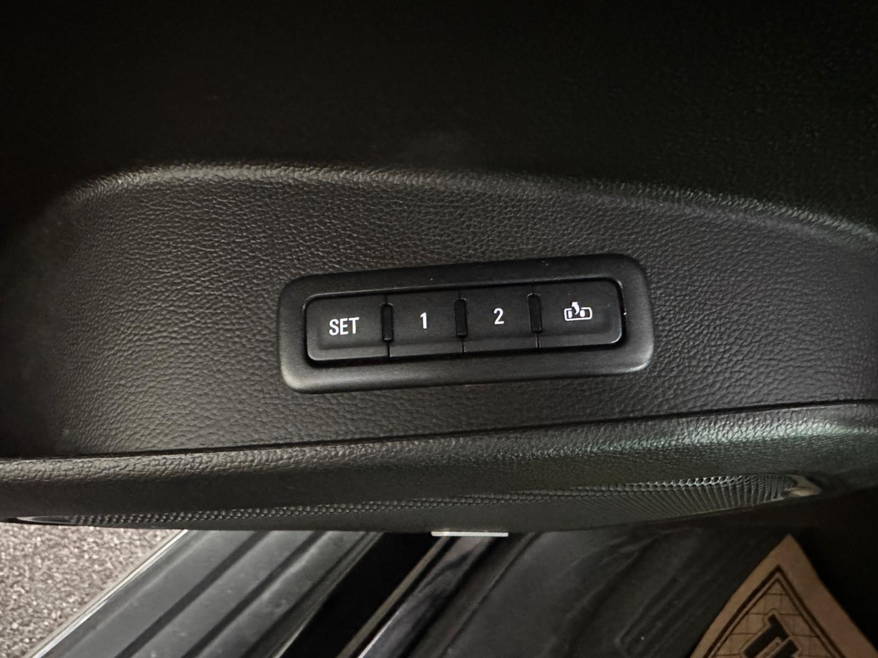 GMC Sierra 1500 SLE Double Cab 4WD 2015
