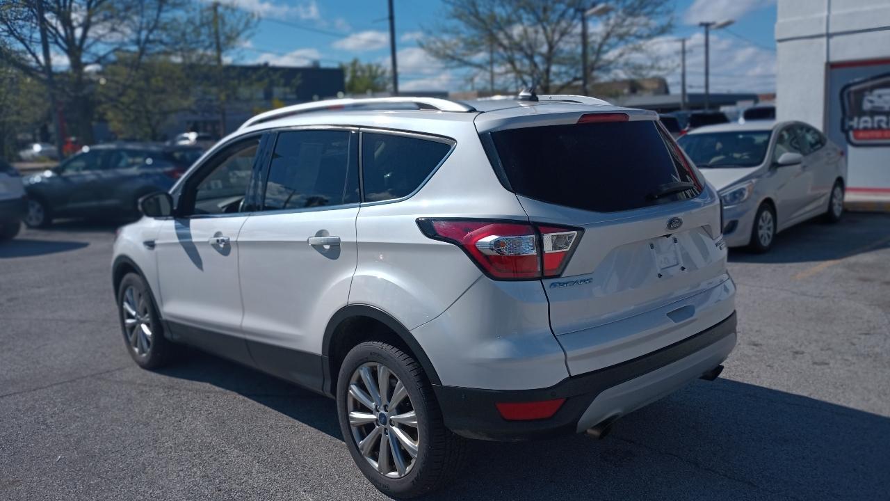 Ford Escape Titanium 4WD 2018