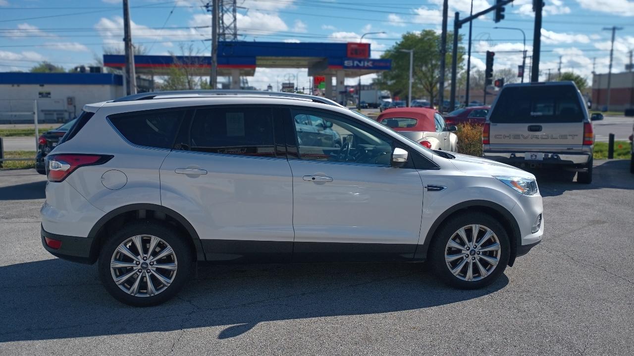 Ford Escape Titanium 4WD 2018