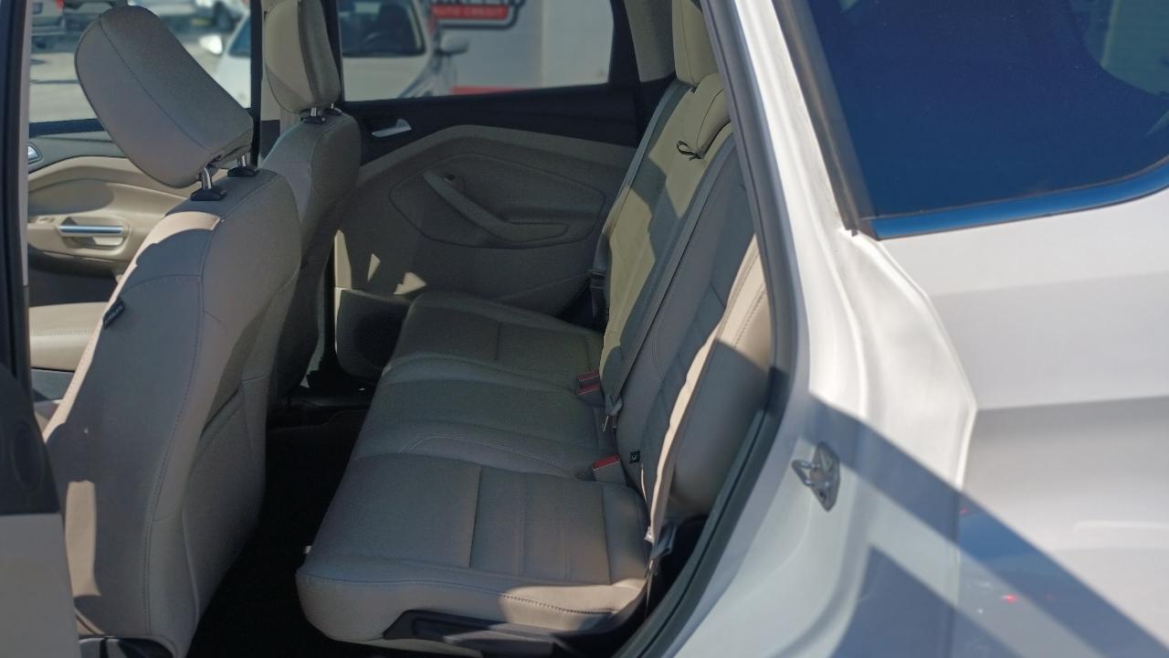 Ford Escape Titanium 4WD 2018