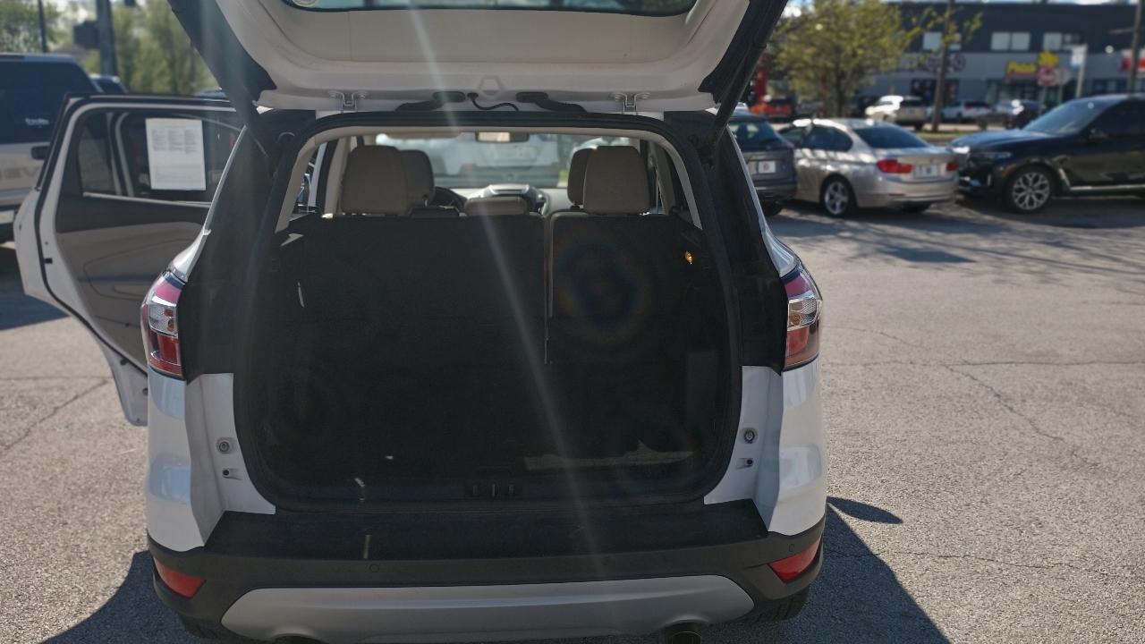 Ford Escape Titanium 4WD 2018