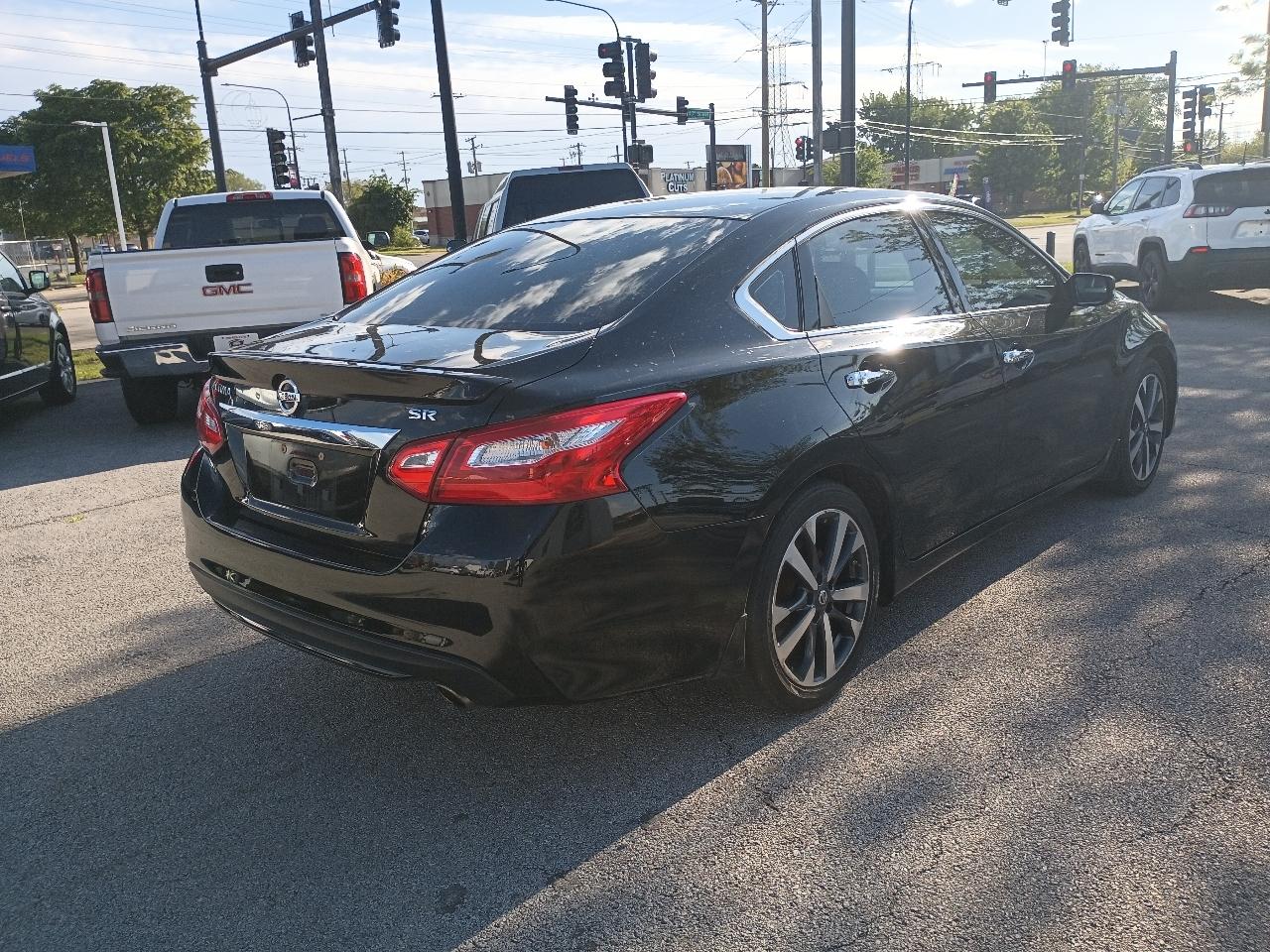 Nissan Altima 2.5 SR 2016