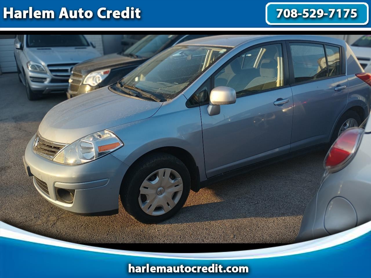 Nissan Versa 1.8 SL Hatchback 2012