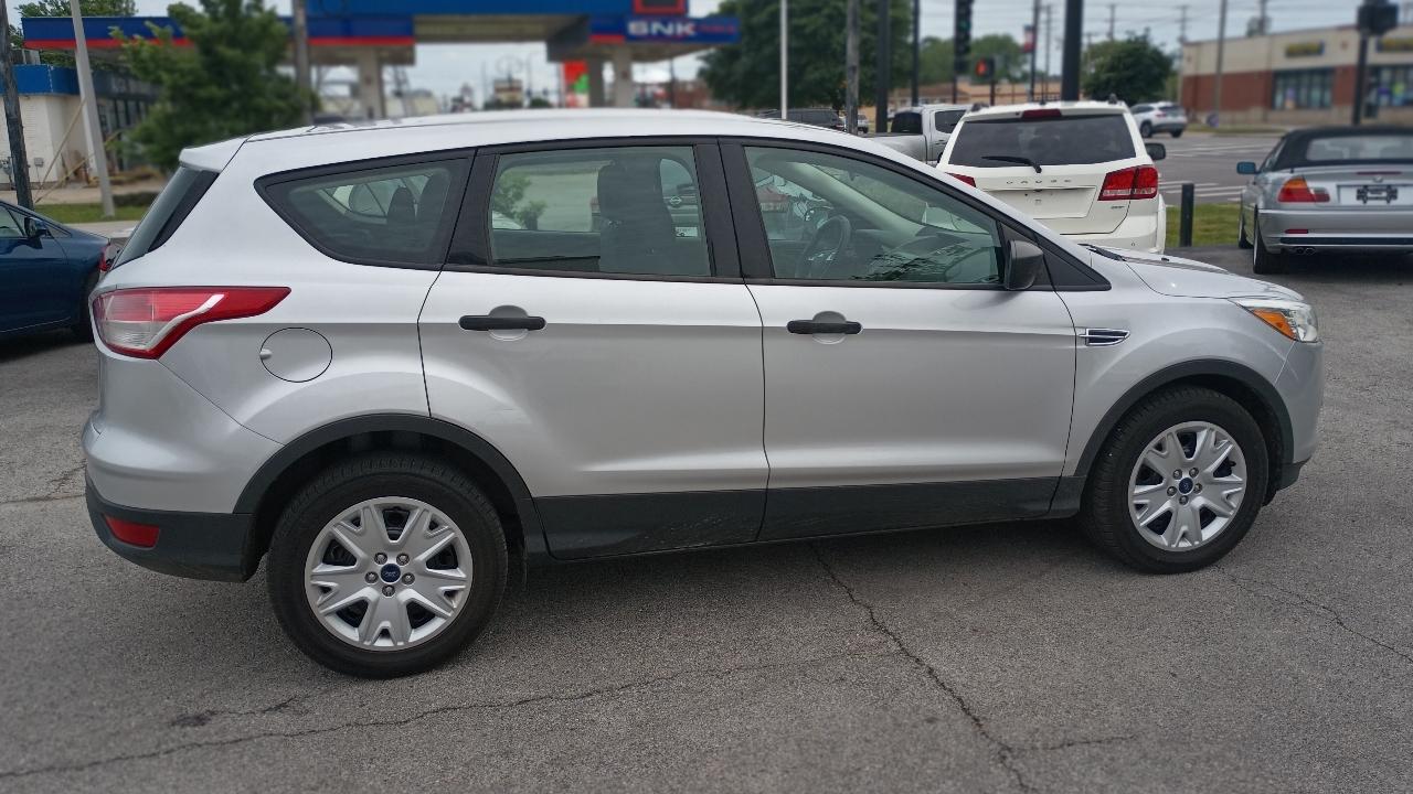 Ford Escape S FWD 2014