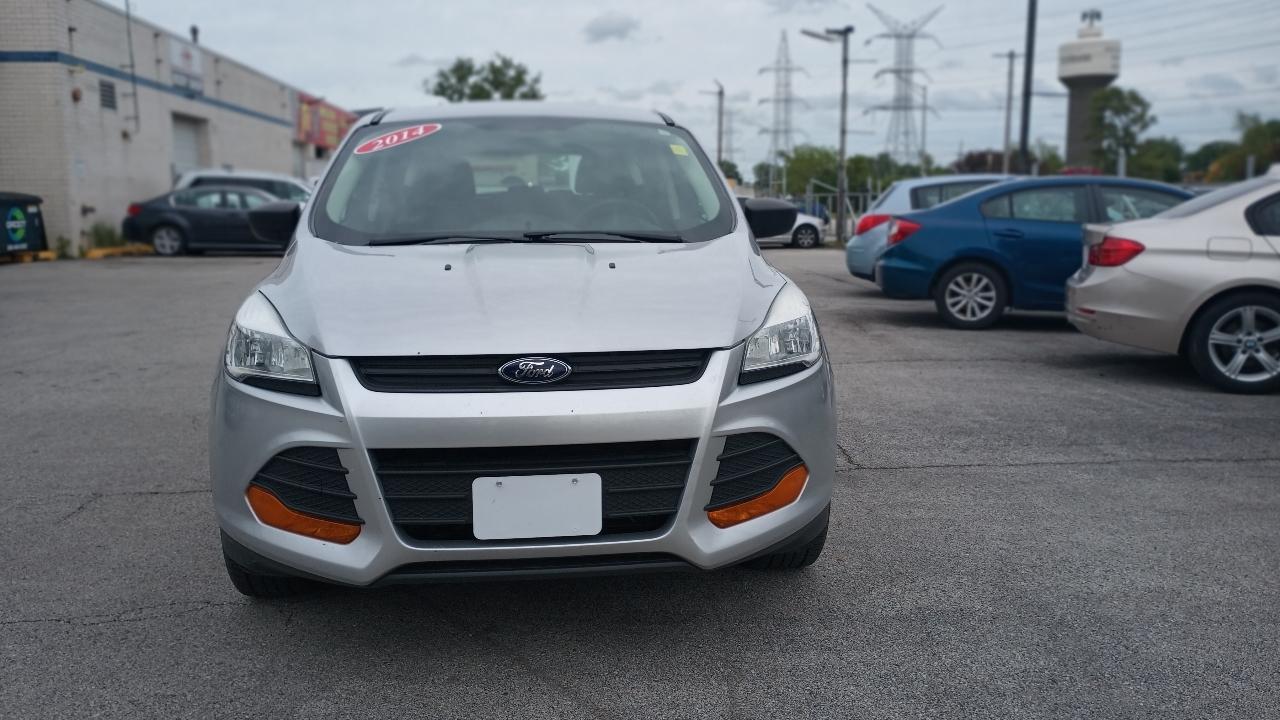 Ford Escape S FWD 2014