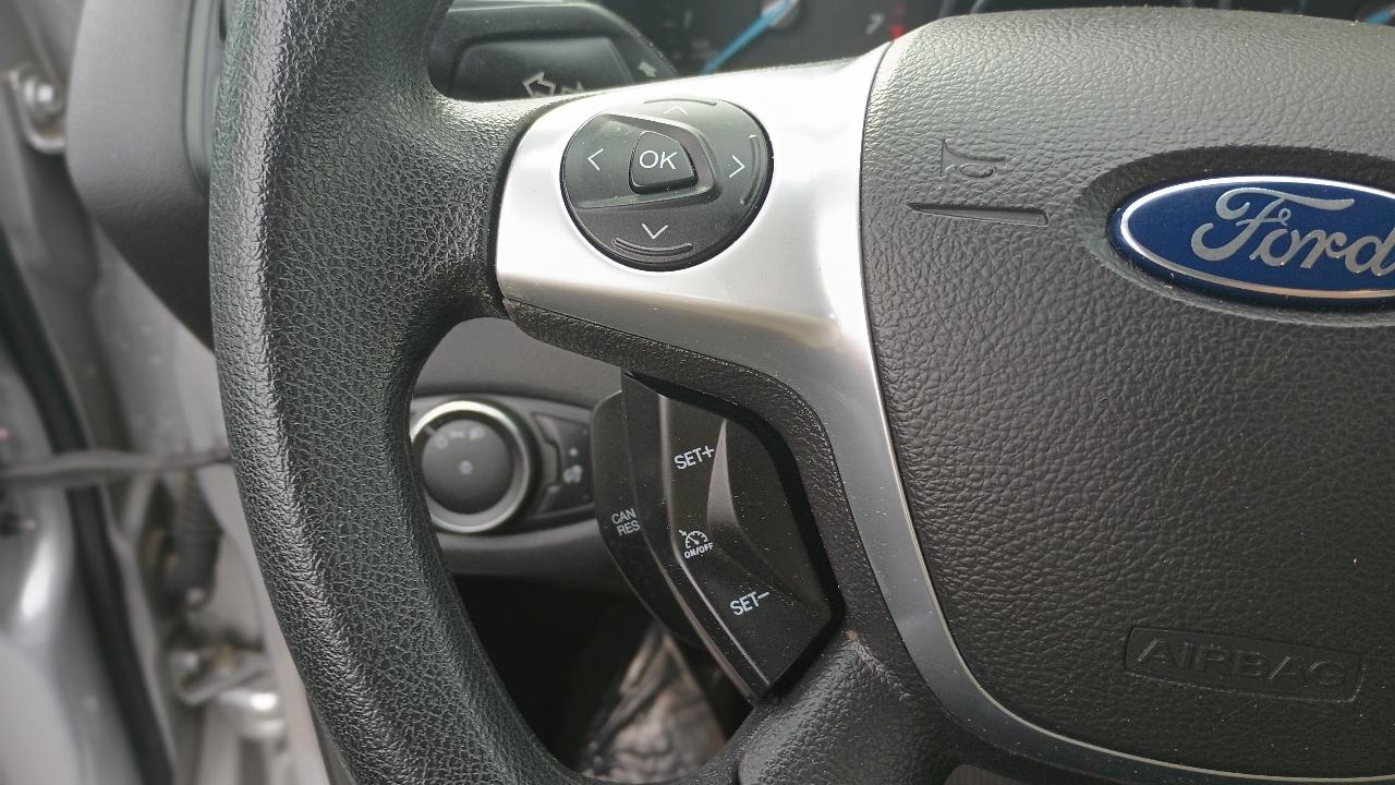 Ford Escape S FWD 2014