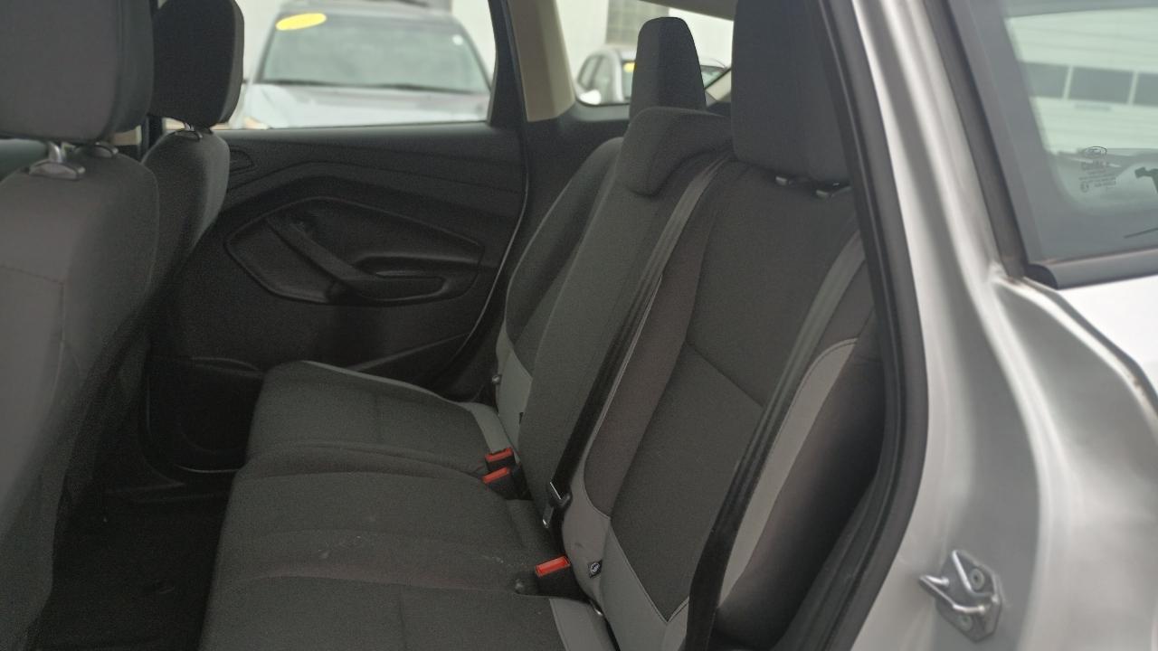 Ford Escape S FWD 2014