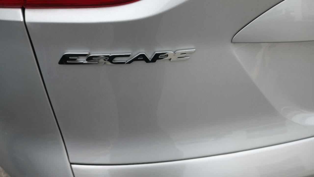 Ford Escape S FWD 2014