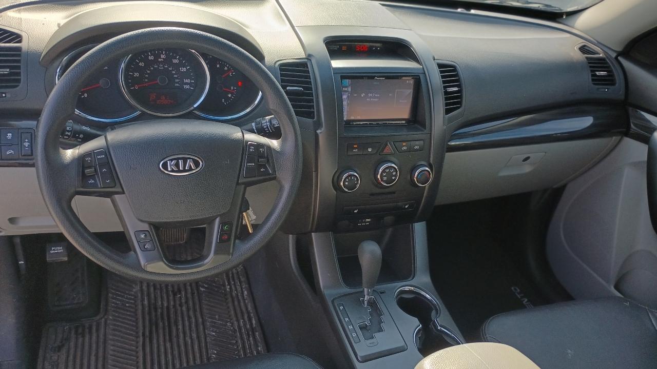 Kia Sorento LX 4WD 2011