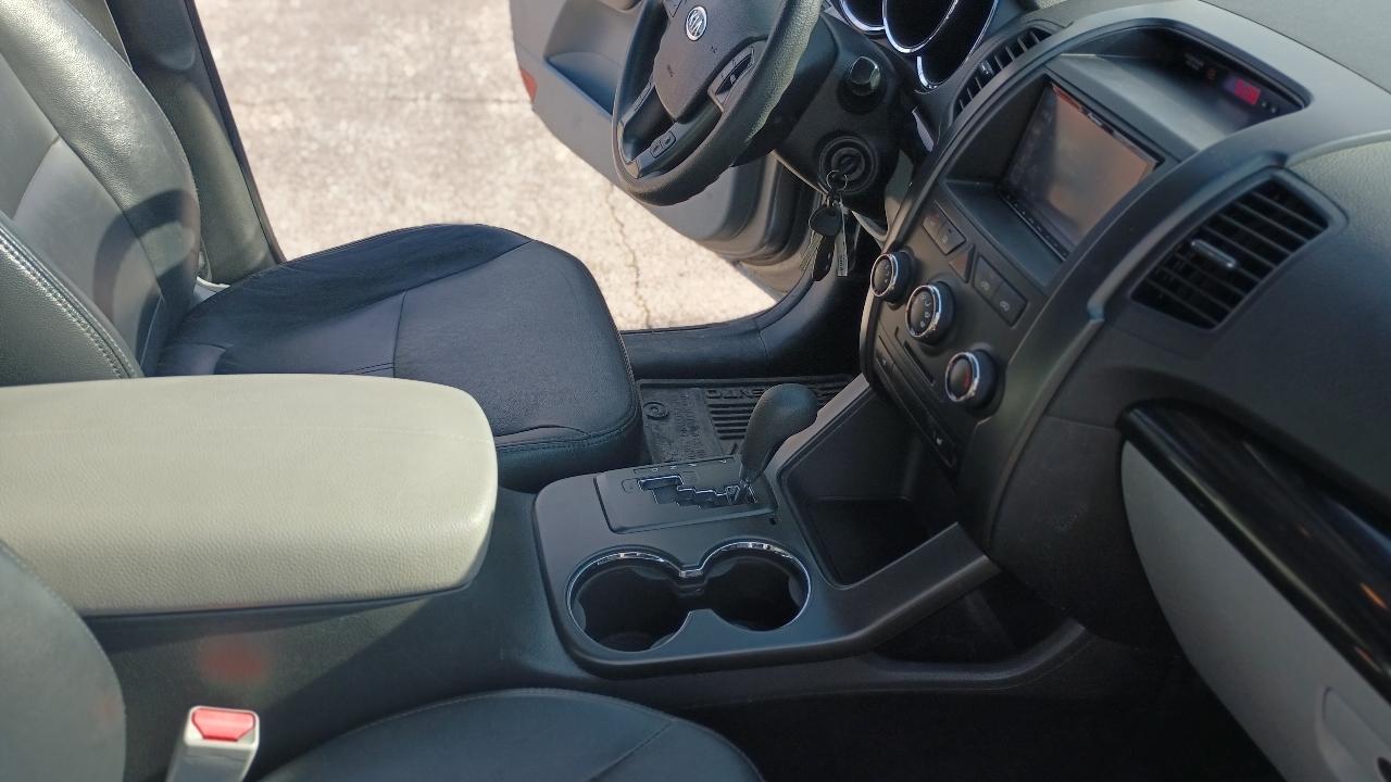 Kia Sorento LX 4WD 2011