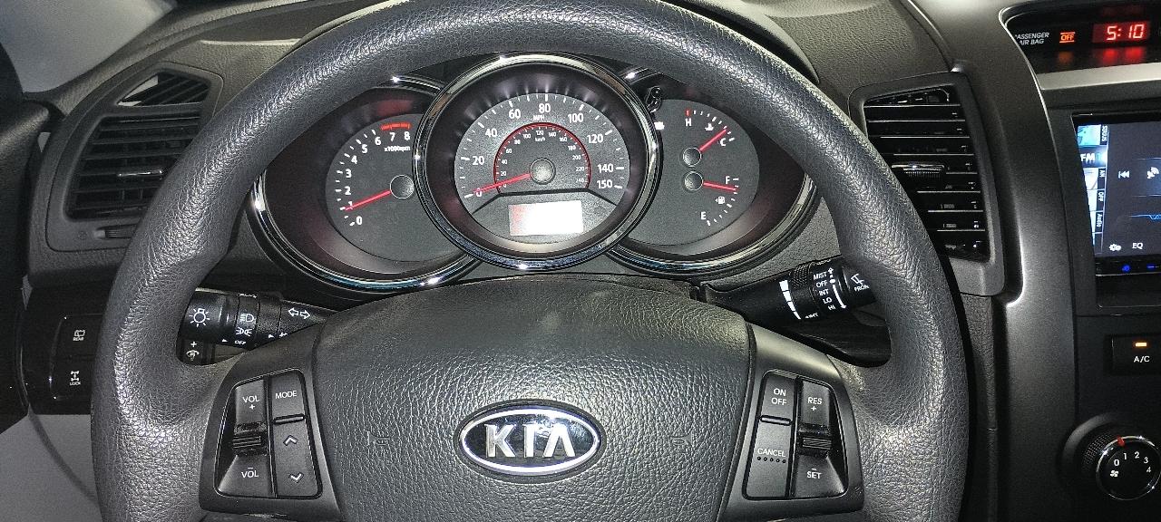Kia Sorento LX 4WD 2011