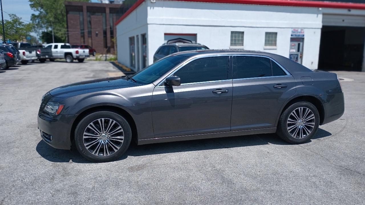 Chrysler 300 S V6 AWD 2013
