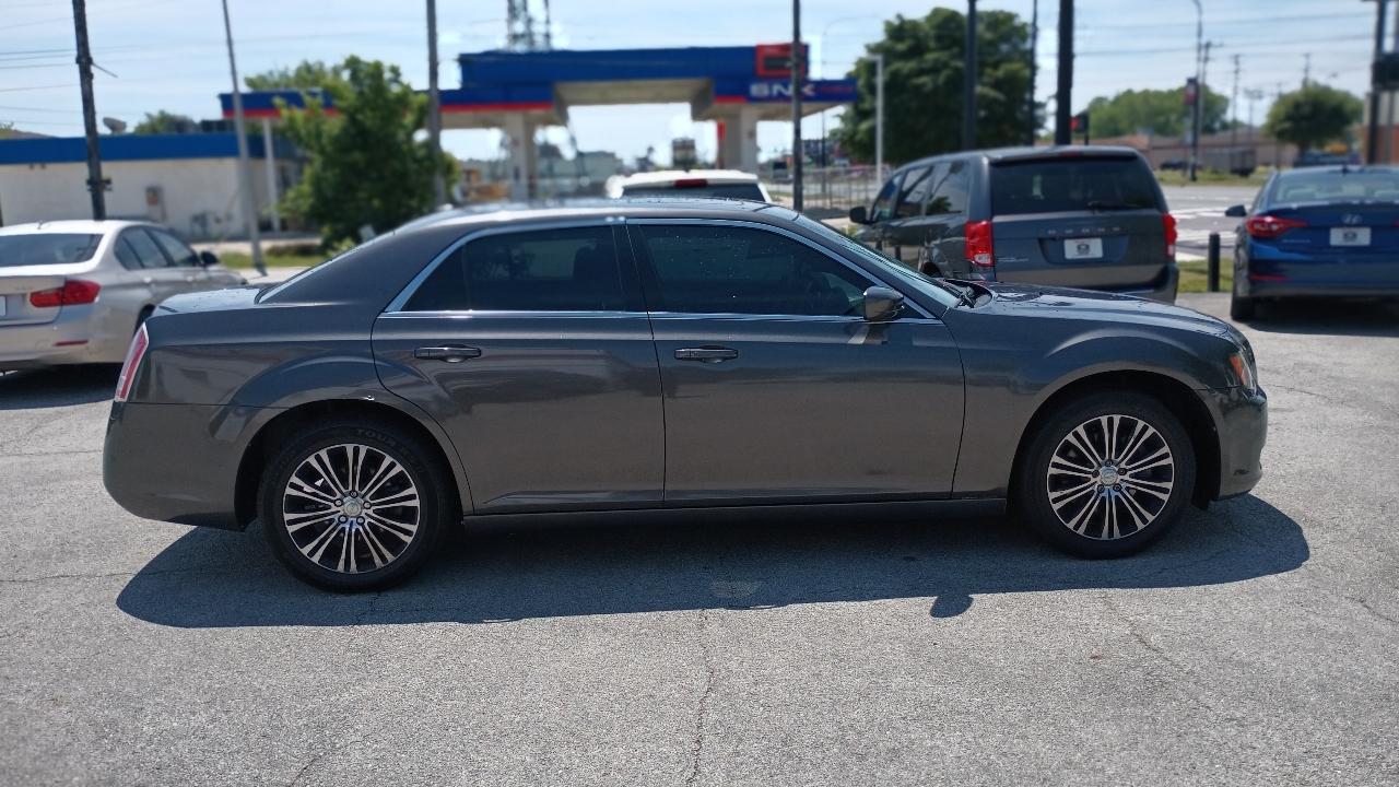 Chrysler 300 S V6 AWD 2013