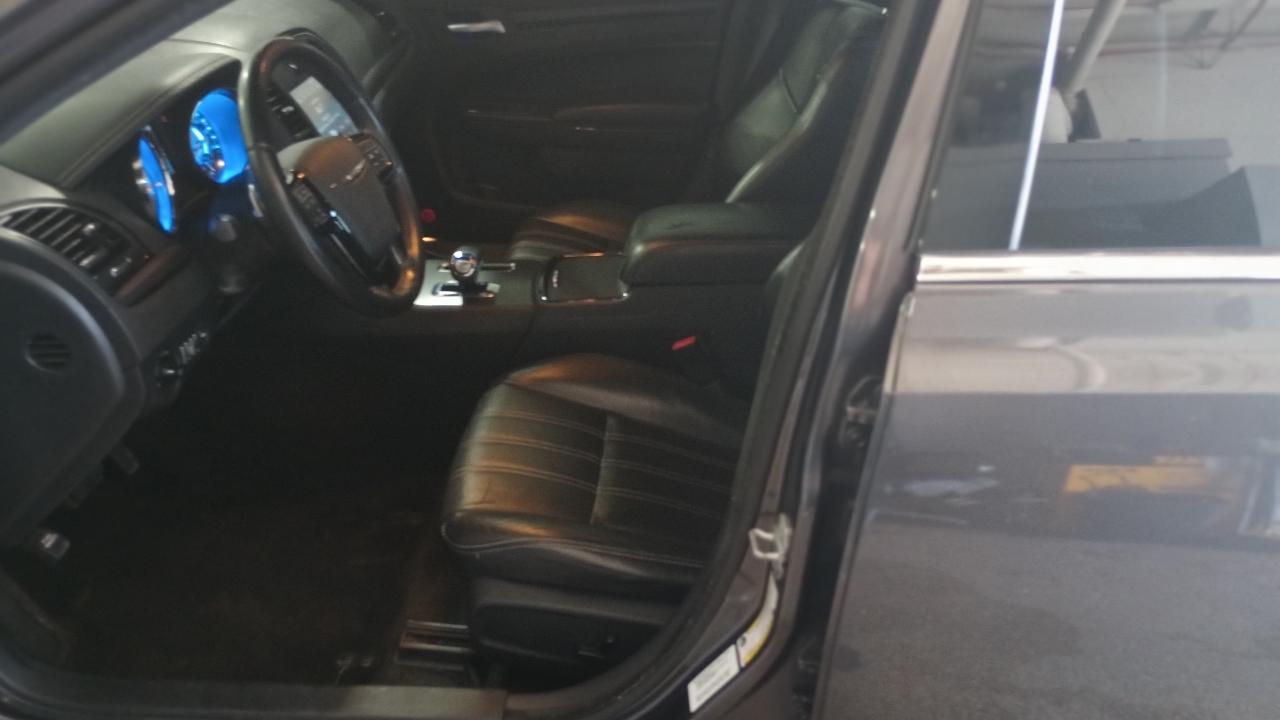 Chrysler 300 S V6 AWD 2013