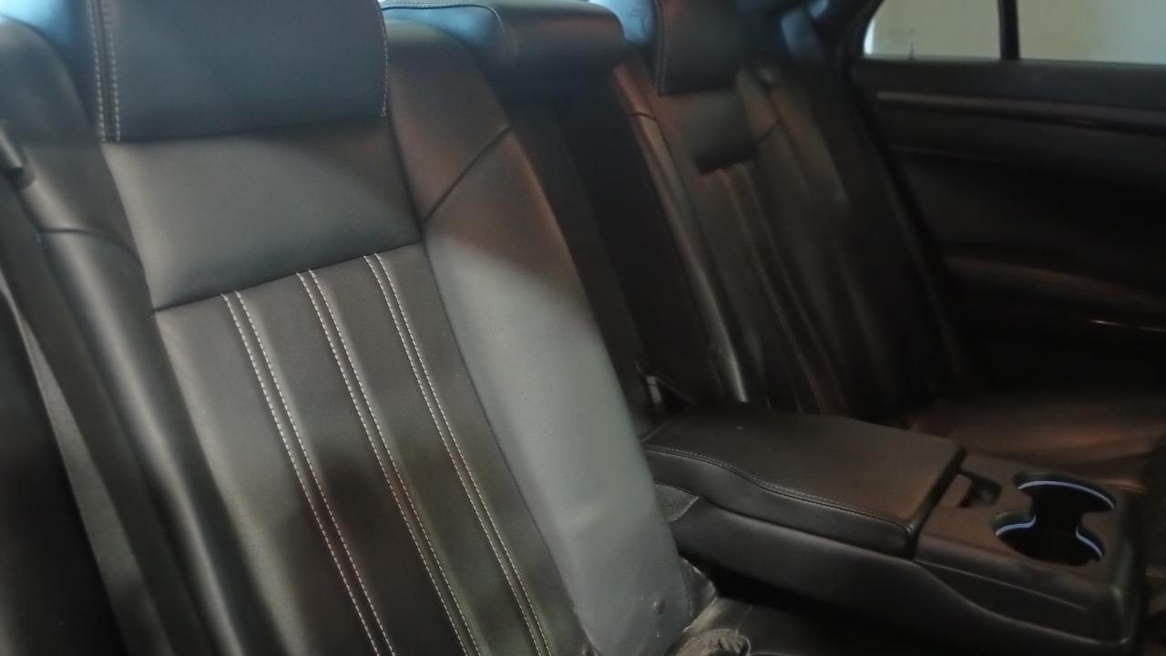 Chrysler 300 S V6 AWD 2013