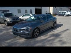 2021 Volkswagen Passat 