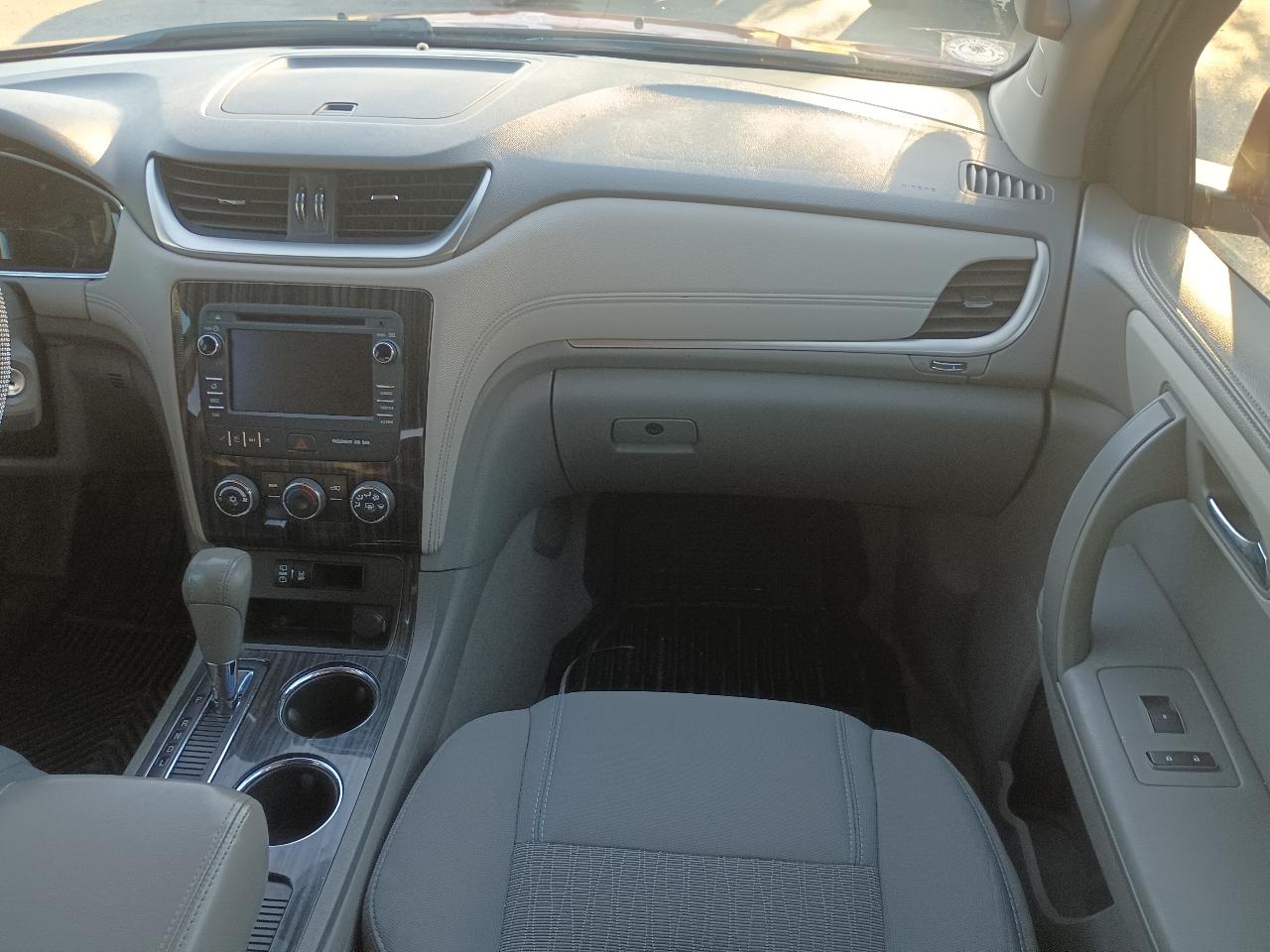 Chevrolet Traverse 1LT AWD 2014
