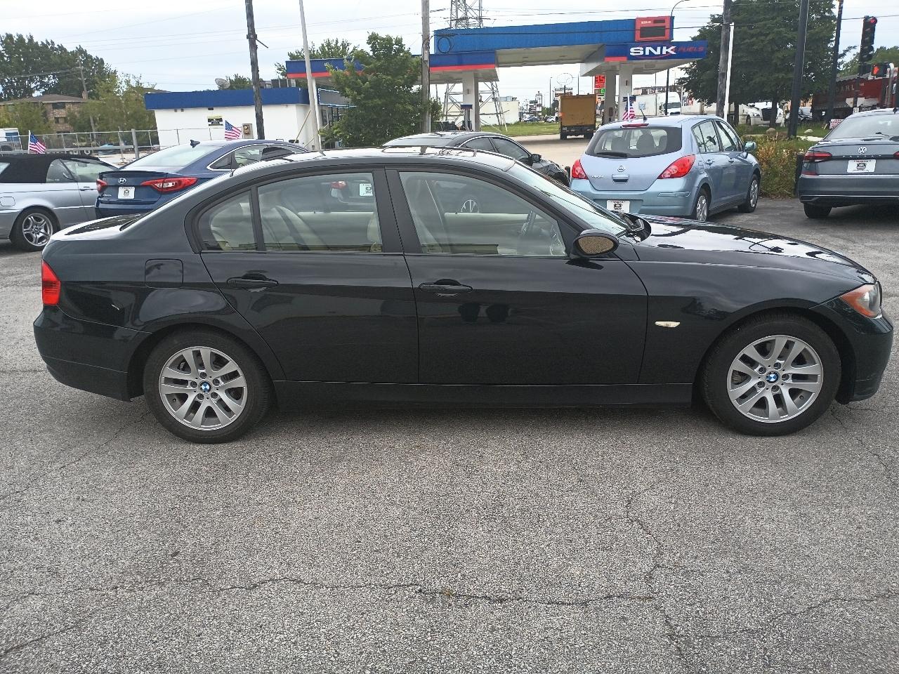 BMW 3-Series 325i Sedan 2006