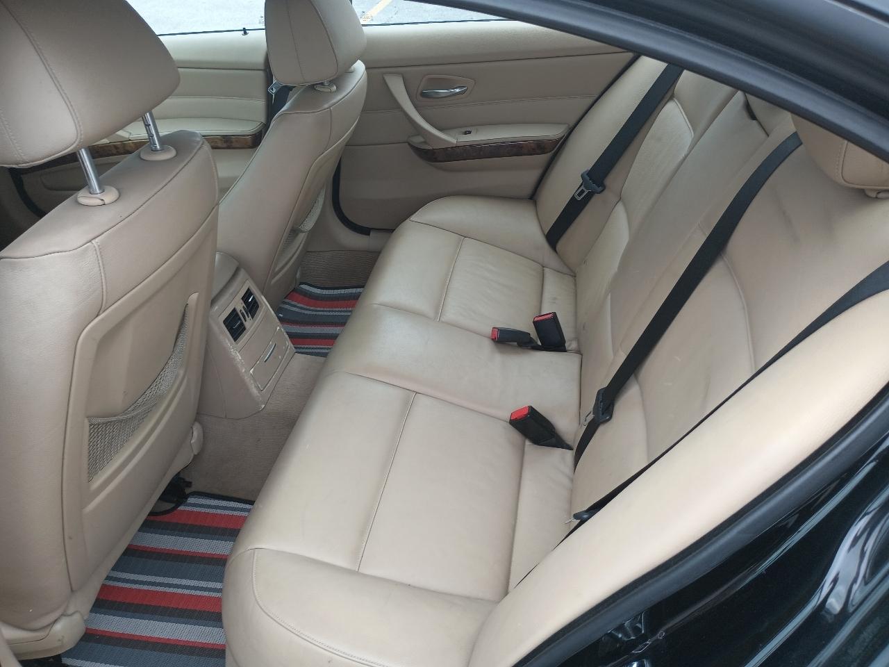BMW 3-Series 325i Sedan 2006
