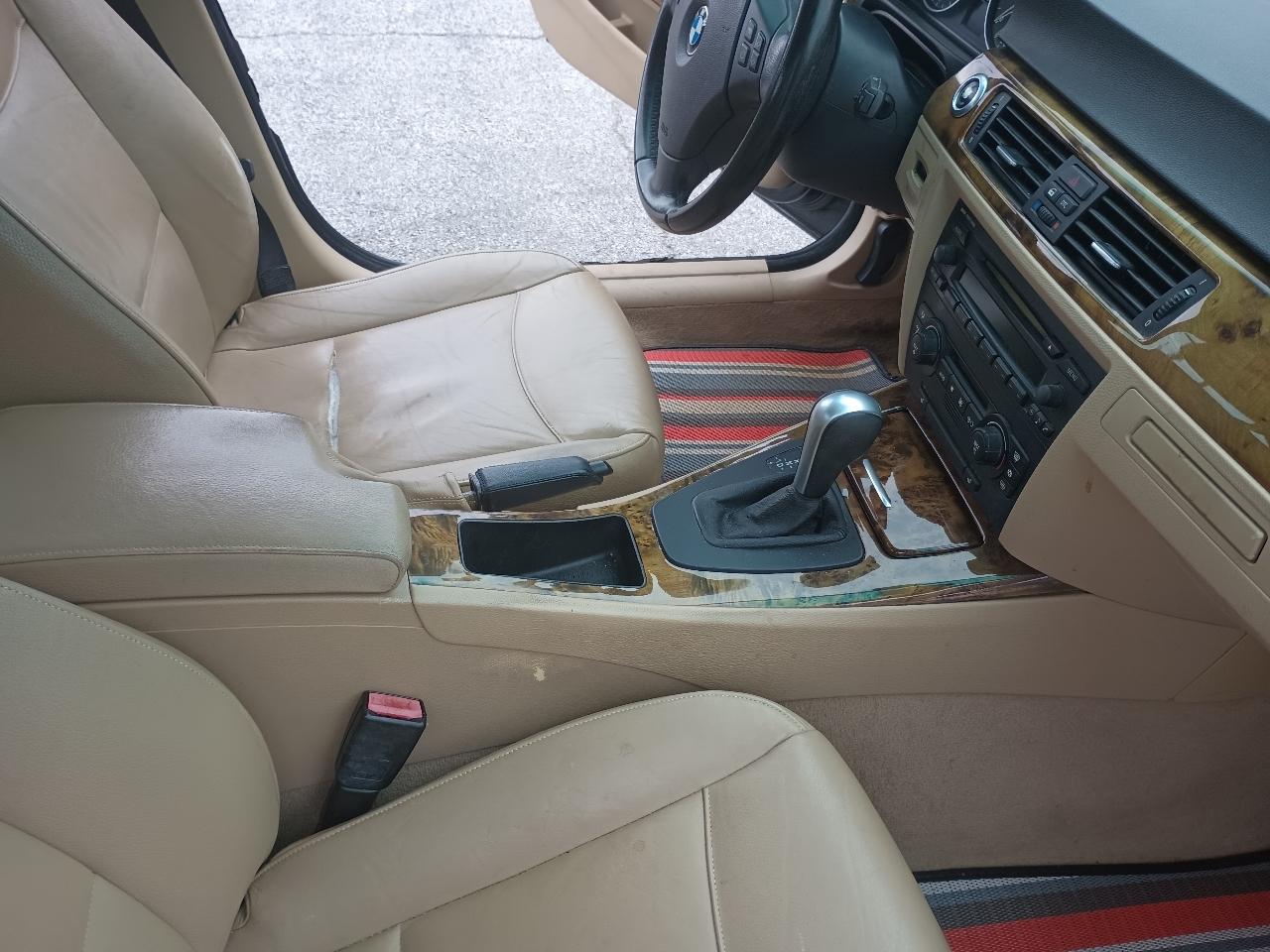 BMW 3-Series 325i Sedan 2006