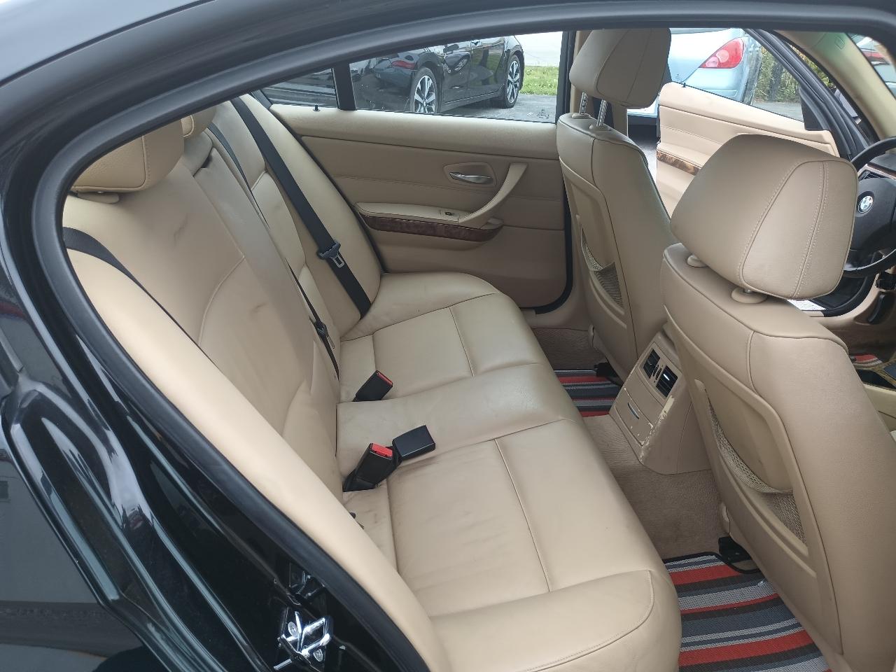 BMW 3-Series 325i Sedan 2006