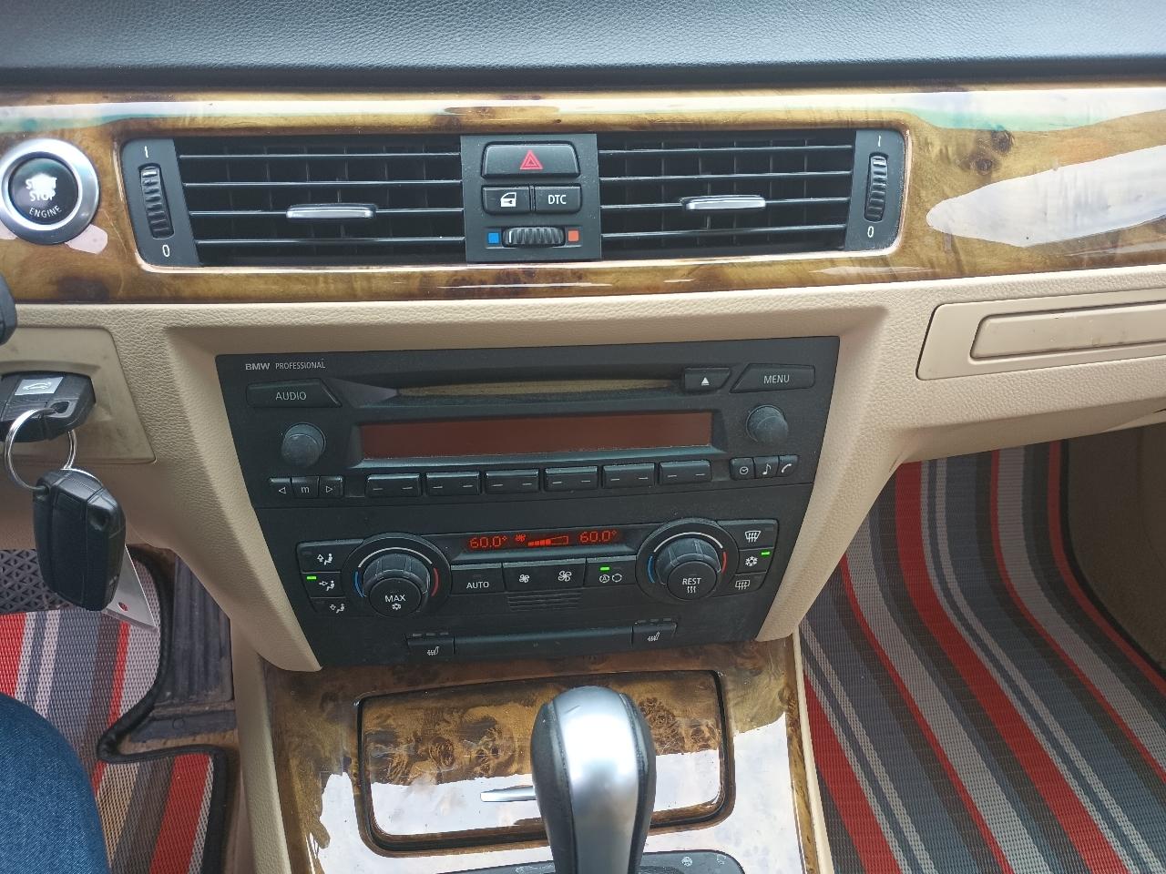 BMW 3-Series 325i Sedan 2006