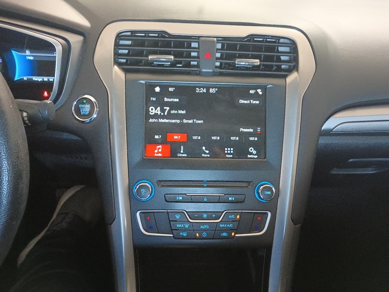 Ford Fusion Hybrid SE 2018