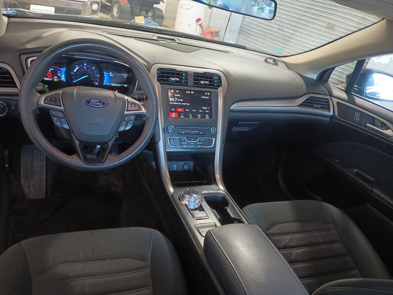 Ford Fusion Hybrid SE 2018