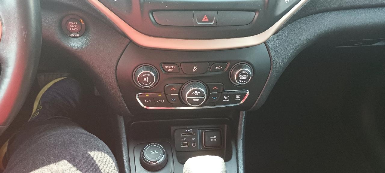 Jeep Cherokee Latitude 4WD 2016