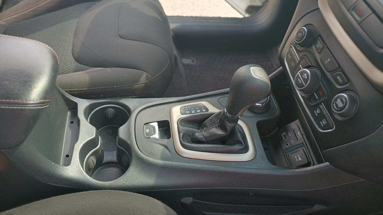 Jeep Cherokee Latitude 4WD 2016