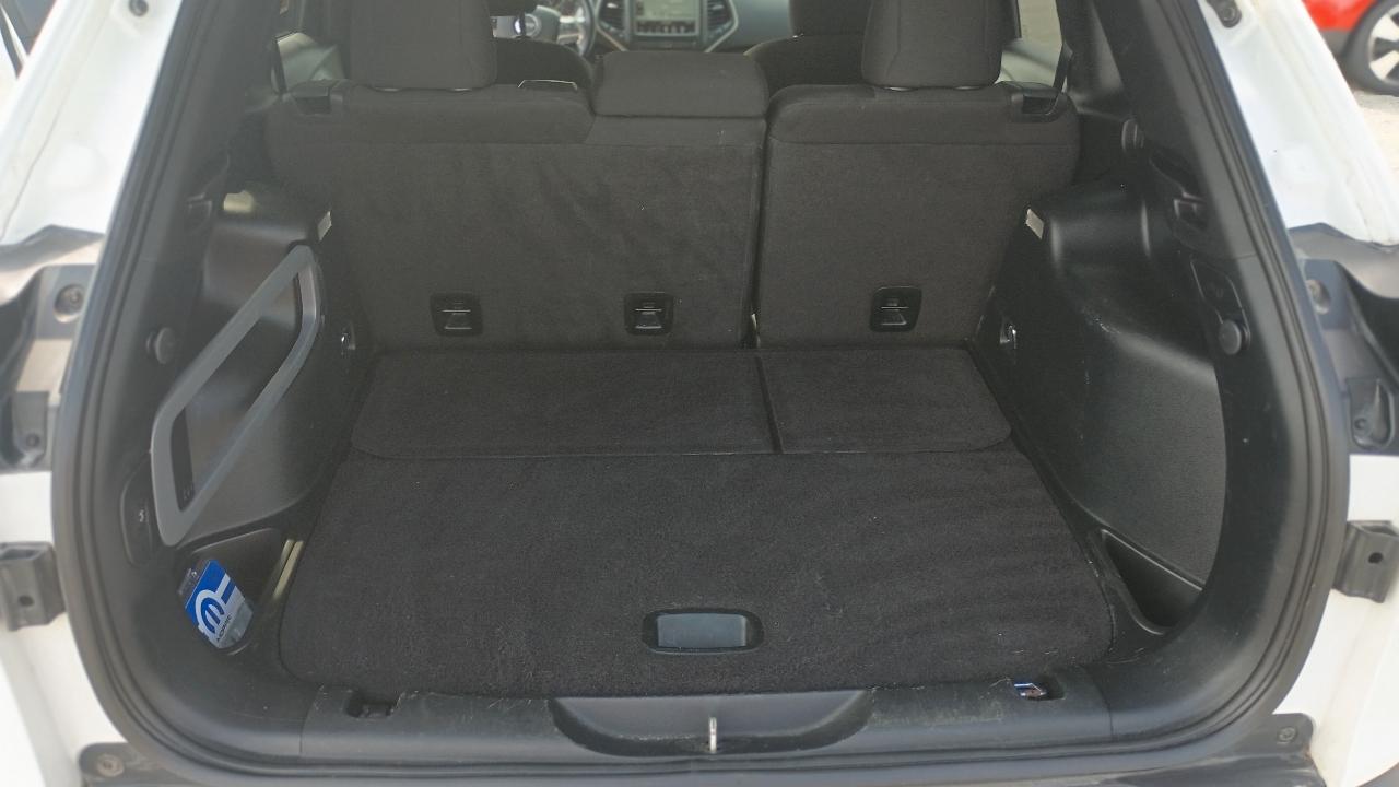 Jeep Cherokee Latitude 4WD 2016