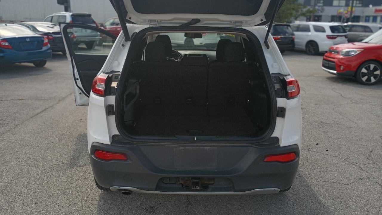 Jeep Cherokee Latitude 4WD 2016
