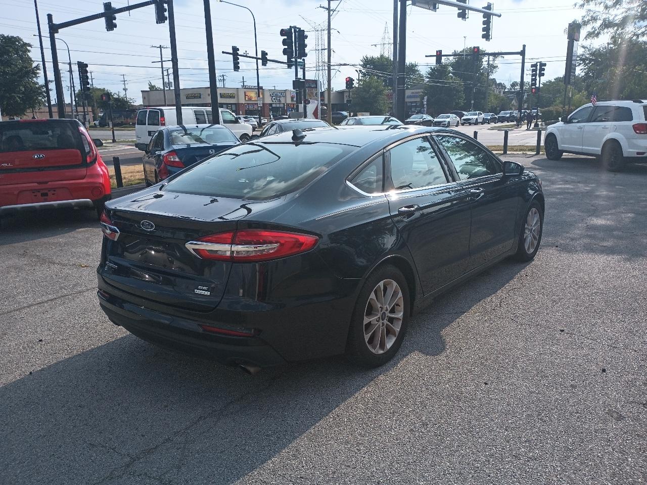 Ford Fusion SE 2020