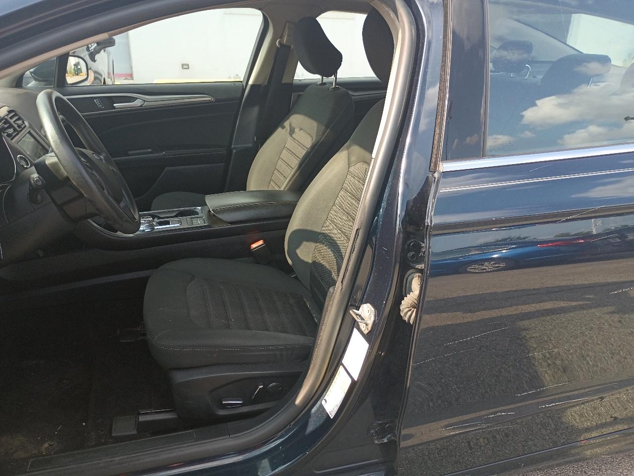 Ford Fusion SE 2020