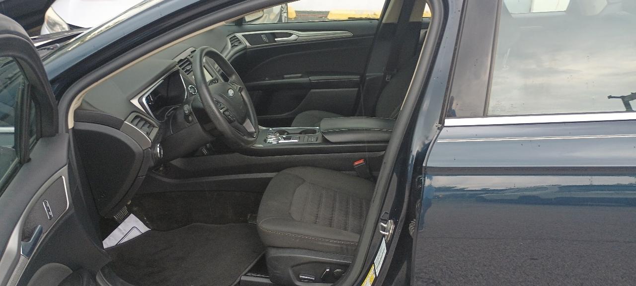 Ford Fusion SE 2020