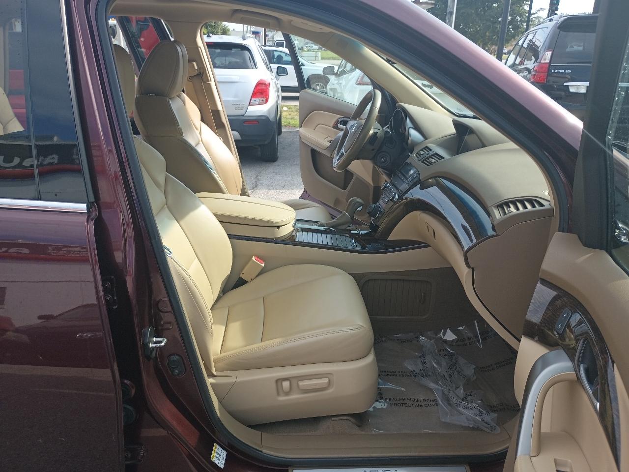Acura MDX 6-Spd AT w/Tech Package 2013