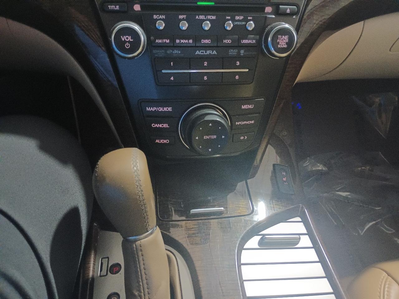 Acura MDX 6-Spd AT w/Tech Package 2013