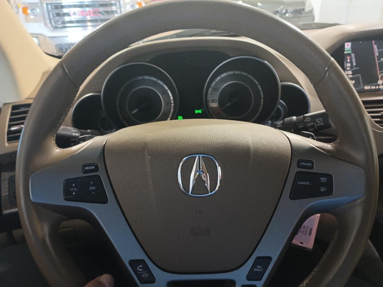 Acura MDX 6-Spd AT w/Tech Package 2013