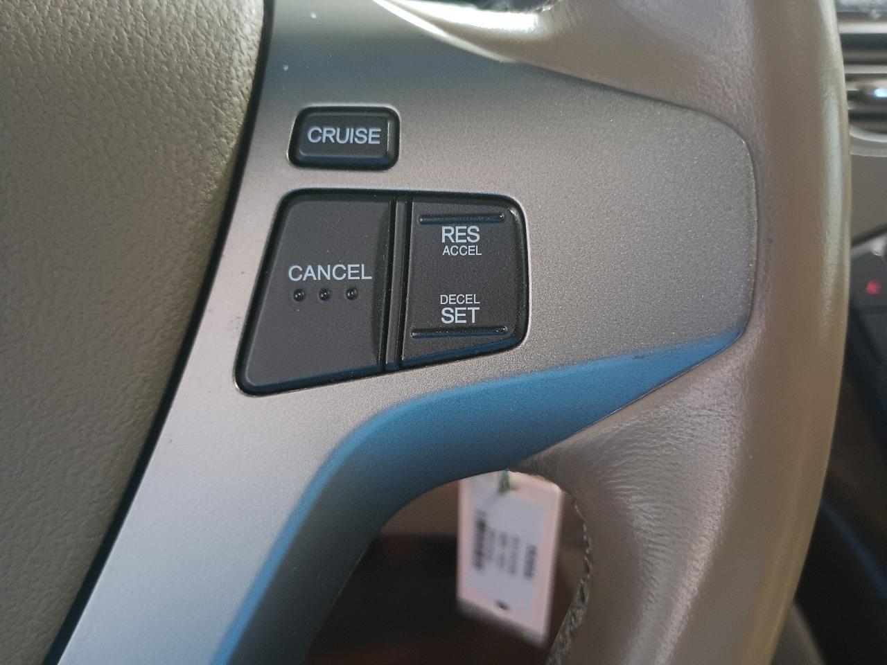 Acura MDX 6-Spd AT w/Tech Package 2013