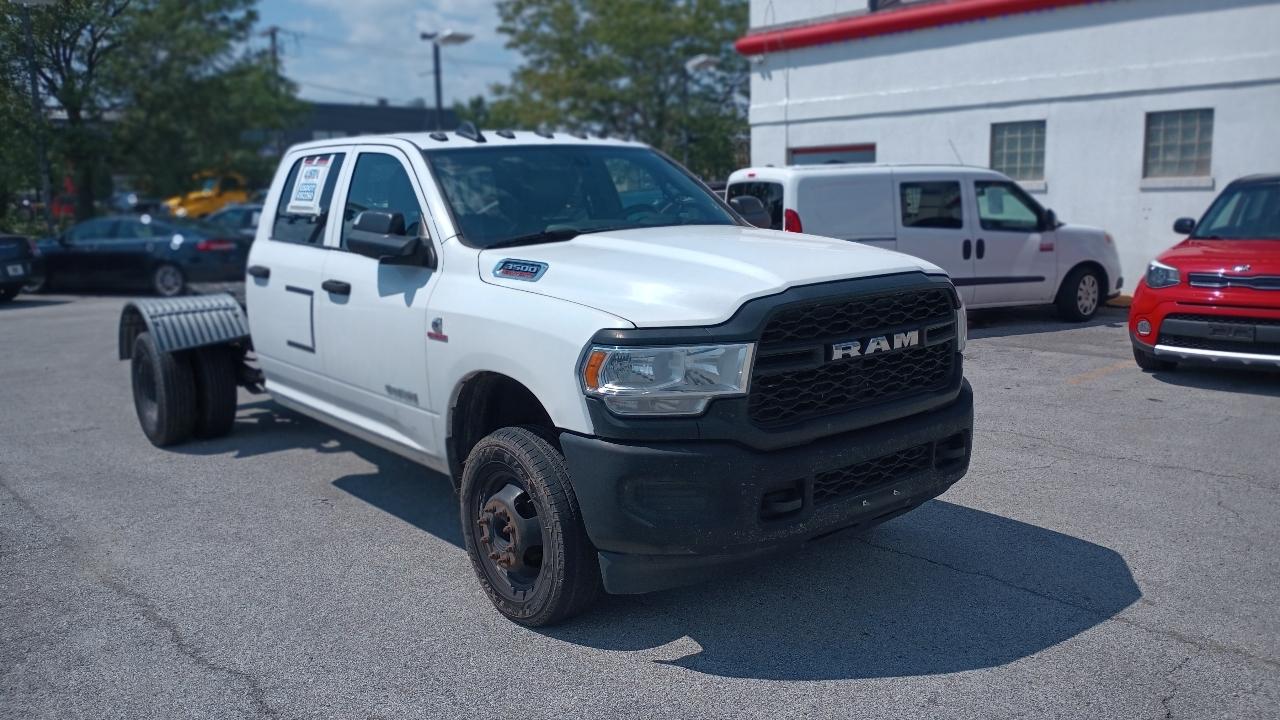 RAM 3500 Tradesman Crew Cab 4WD DRW 2021